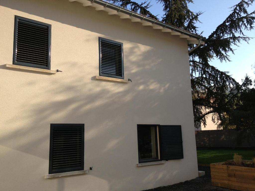 Demeure & Dependance - Chambres D'Hotes Depuis 2012 Tassin-la-Demi-Lune Exteriör bild